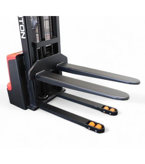 Electric Ride On Pallet Stacker – RS15H