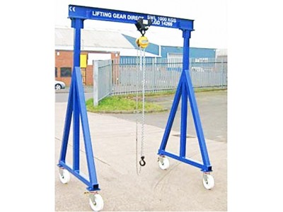 How a lifting gantry can help your automotive business